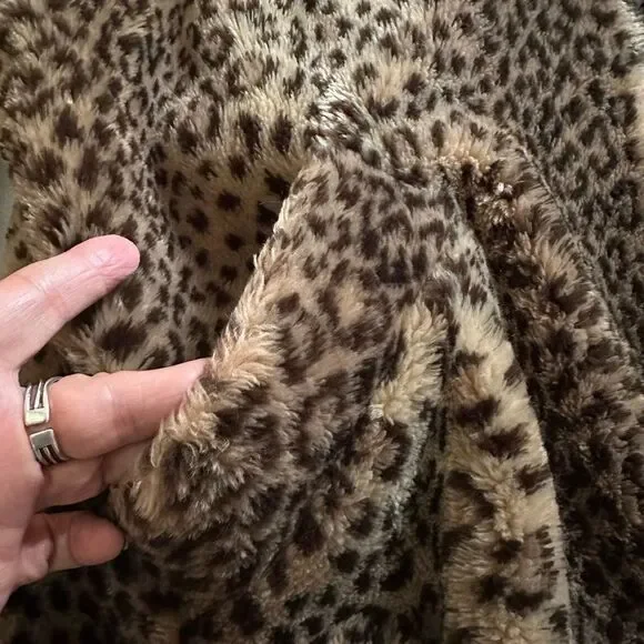 Fur Coat Jacket Hip Length Hooded Lined Cheetah Print - Picture 7 of 13